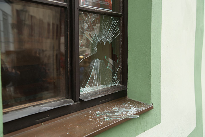 A2B Glass are able to board up broken windows while they are being repaired in Nottingham.